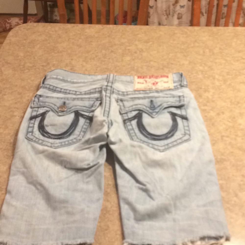 True Religion cutoff jean shorts - Picture 3 of 4